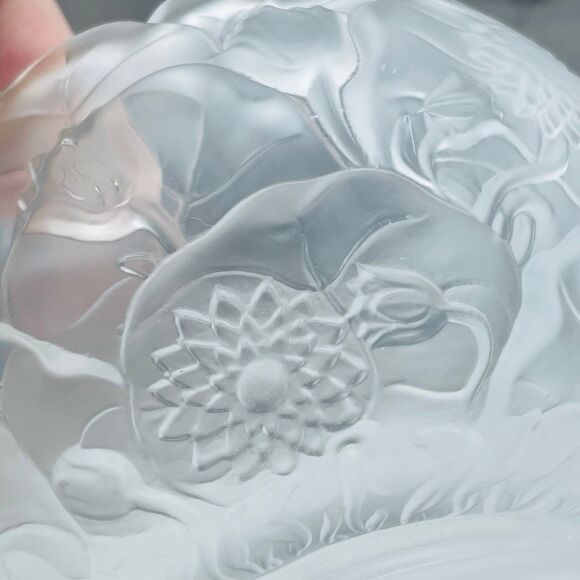 Frosted Satin Round Glass Rose Bowl FENTON Sticker Water Lily - Picture 8 of 10